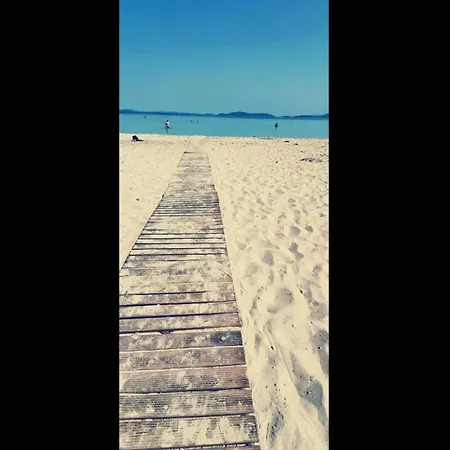 Family Friend Pool 3b 1 Alacati Cesme * Ildiri