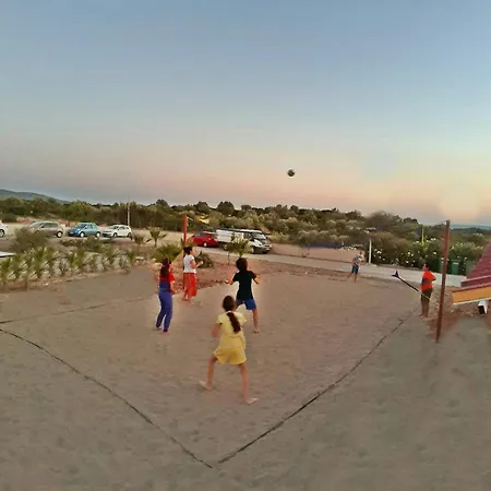 Family Friend Pool 3b 1 Alacati Cesme *