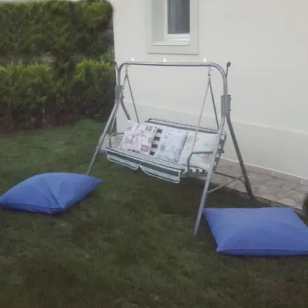 Family Friend Pool 3b 1 Alacati Cesme Vilă