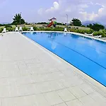 Family Friend Pool 3b 1 Alacati Cesme Villa Ildiri