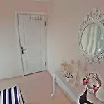 Family Friend Pool 3b 1 Alacati Cesme Villa