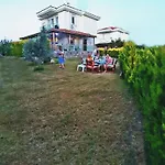 Family Friend Pool 3b 1 Alacati Cesme Villa Ildiri