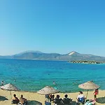 Villa Family Friend Pool 3b 1 Alacati Cesme
