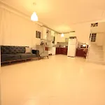 Villa Family Friend Pool 3b 1 Alacati Cesme