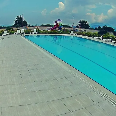 Family Friend Pool 3b 1 Alacati Cesme Villa Ildiri