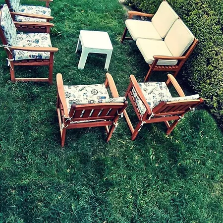 Villa Family Friend Pool 3b 1 Alacati Cesme Ildiri