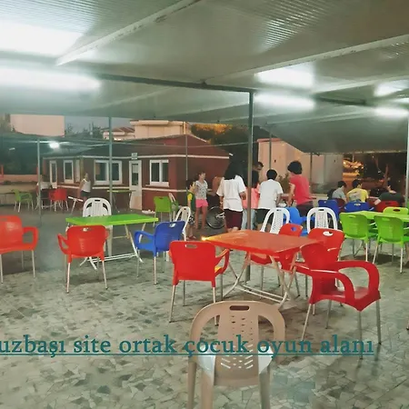 Family Friend Pool 3b 1 Alacati Cesme *