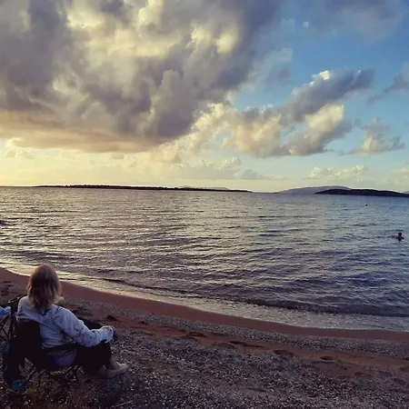 Villa Family Friend Pool 3b 1 Alacati Cesme