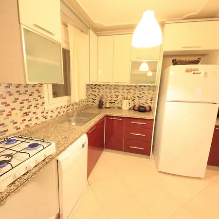 Family Friend Pool 3b 1 Alacati Cesme Ildir