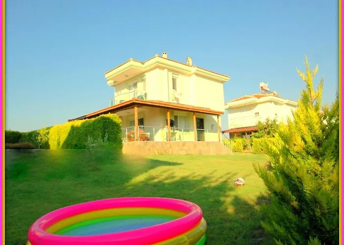 Family Friend Pool 3b 1 Alacati Cesme Villa Ildiri