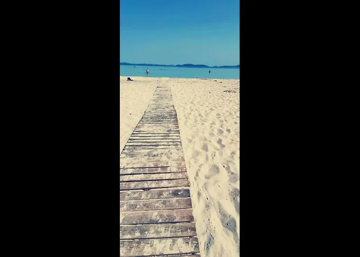 Family Friend Pool 3b 1 Alacati Cesme * Ildiri