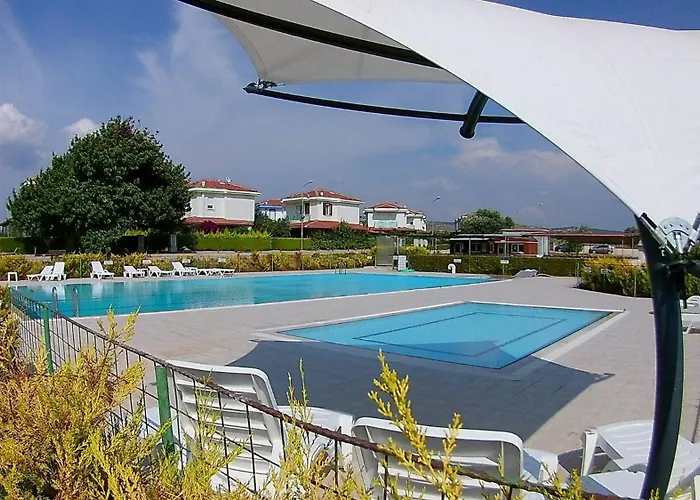 Villa Family Friend Pool 3b 1 Alacati Cesme Ildiri