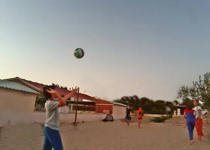 Family Friend Pool 3b 1 Alacati Cesme