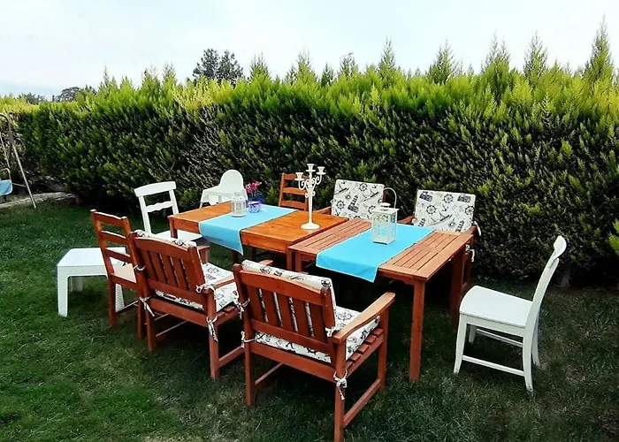 Family Friend Pool 3b 1 Alacati Cesme Villa *