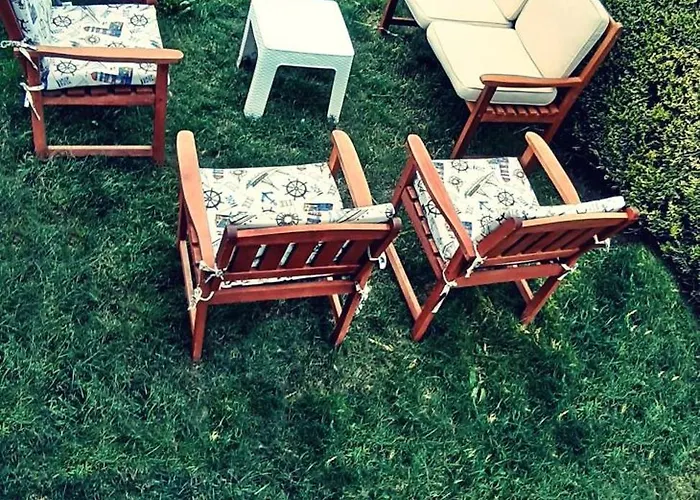 Villa Family Friend Pool 3b 1 Alacati Cesme Ildiri