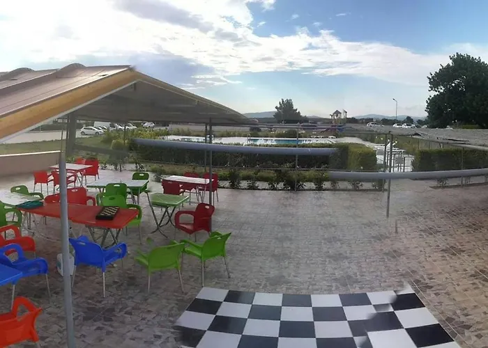 Family Friend Pool 3b 1 Alacati Cesme Villa *