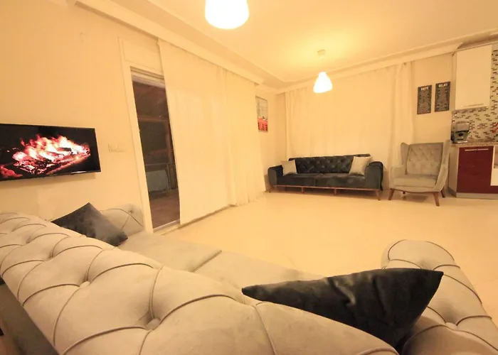 Villa Family Friend Pool 3b 1 Alacati Cesme